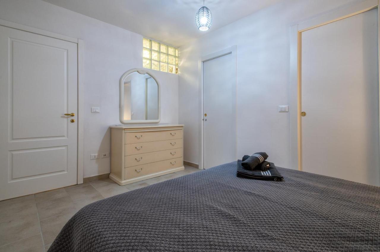 Soleluna Apartment Castelsardo Buitenkant foto